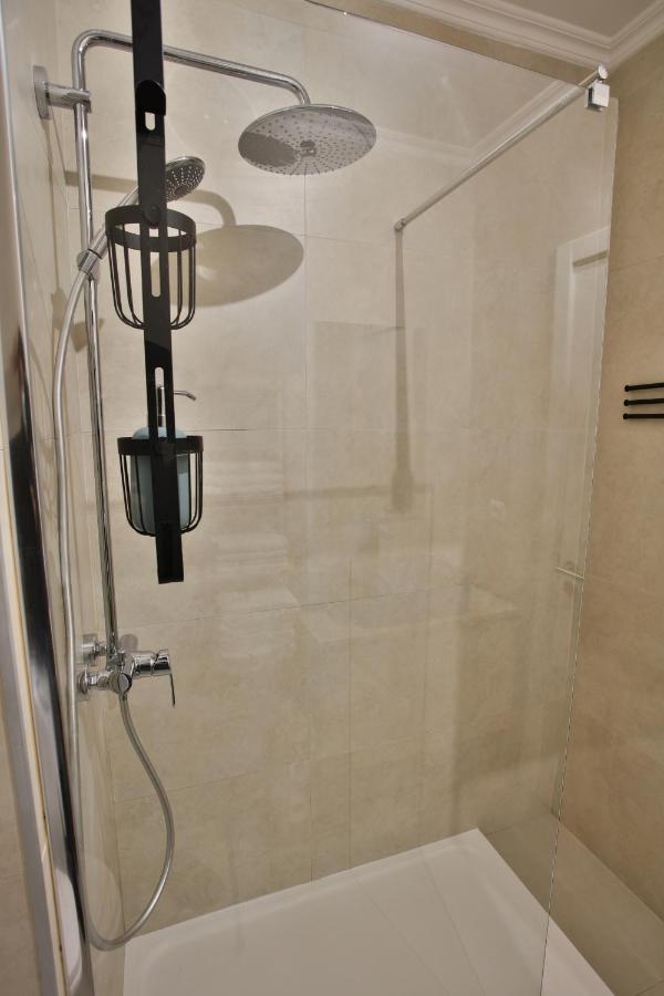 Luxe Condo With Pool, Airco And Seaview Balcony - Go4Portugal - Albufeira Luaran gambar