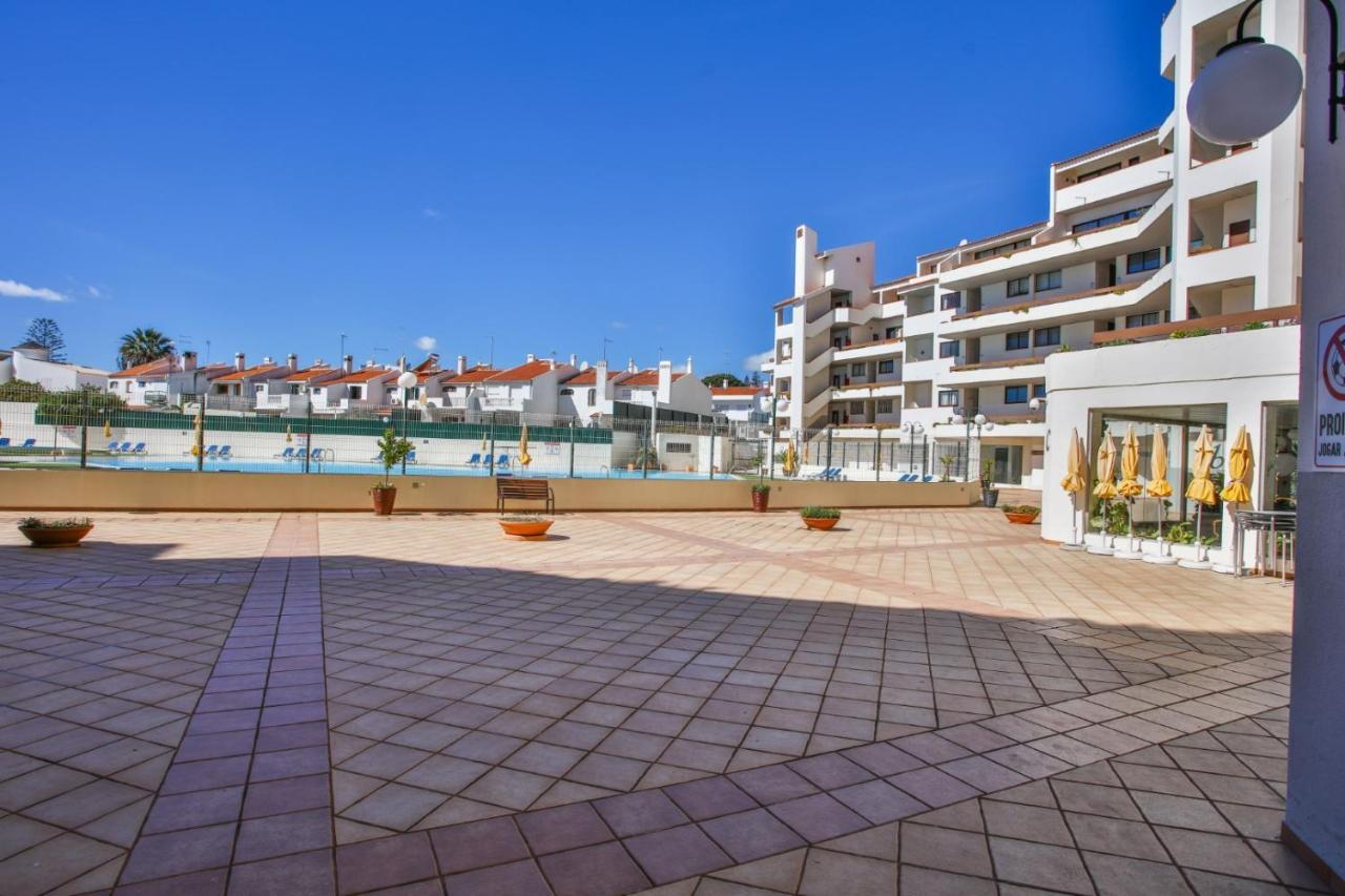 Luxe Condo With Pool, Airco And Seaview Balcony - Go4Portugal - Albufeira Luaran gambar